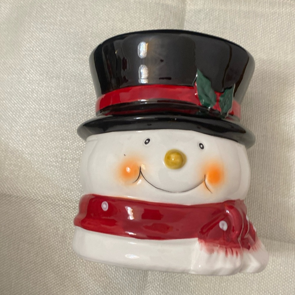 Frosty needs a home.